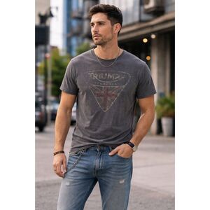 Lucky Brand TRIUMPH Gray Motorcycle T Shirt Tee Top   Mens Size Medium